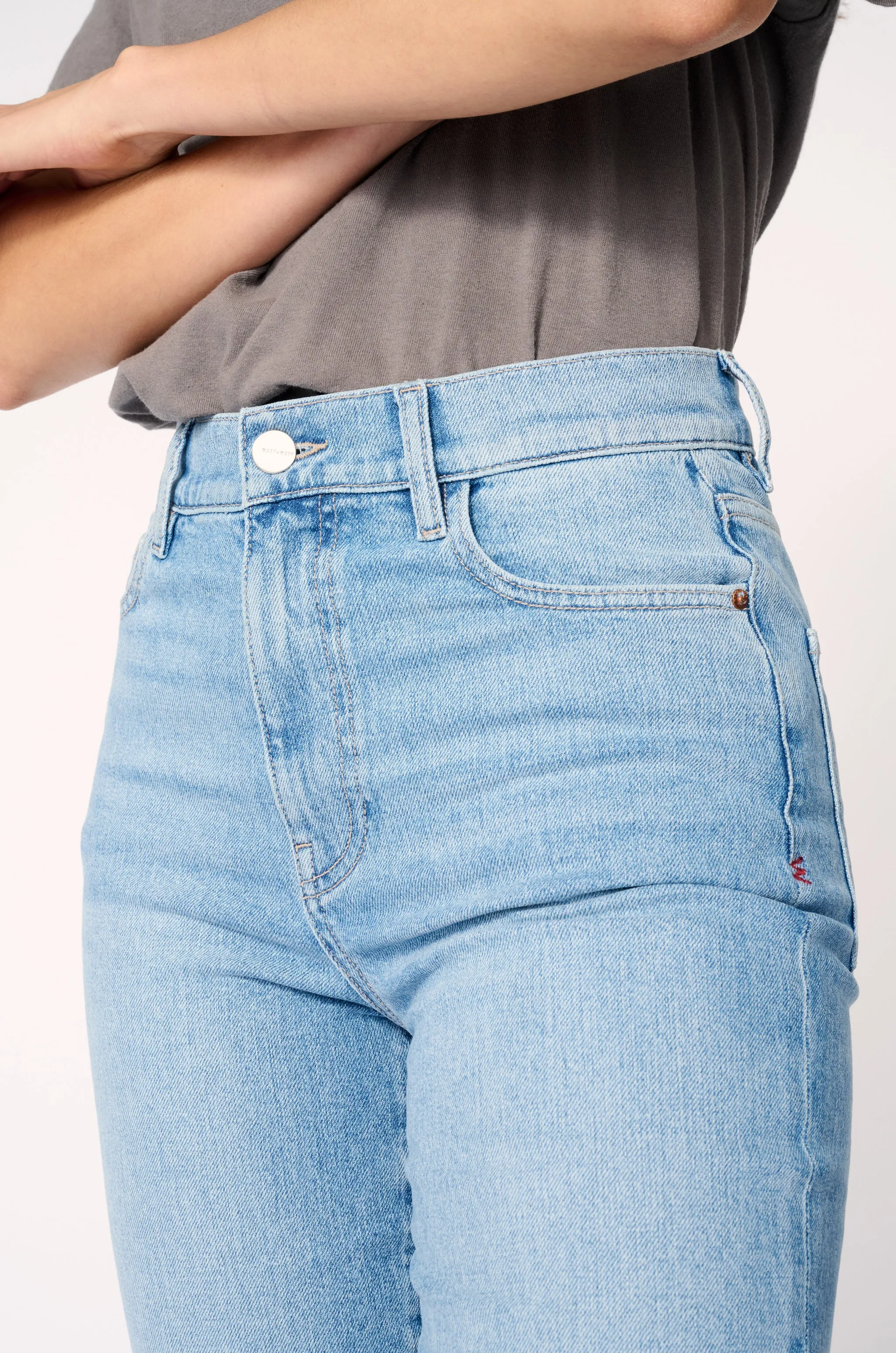 ASE - STRAIGHT JEANS | BREAK FREE