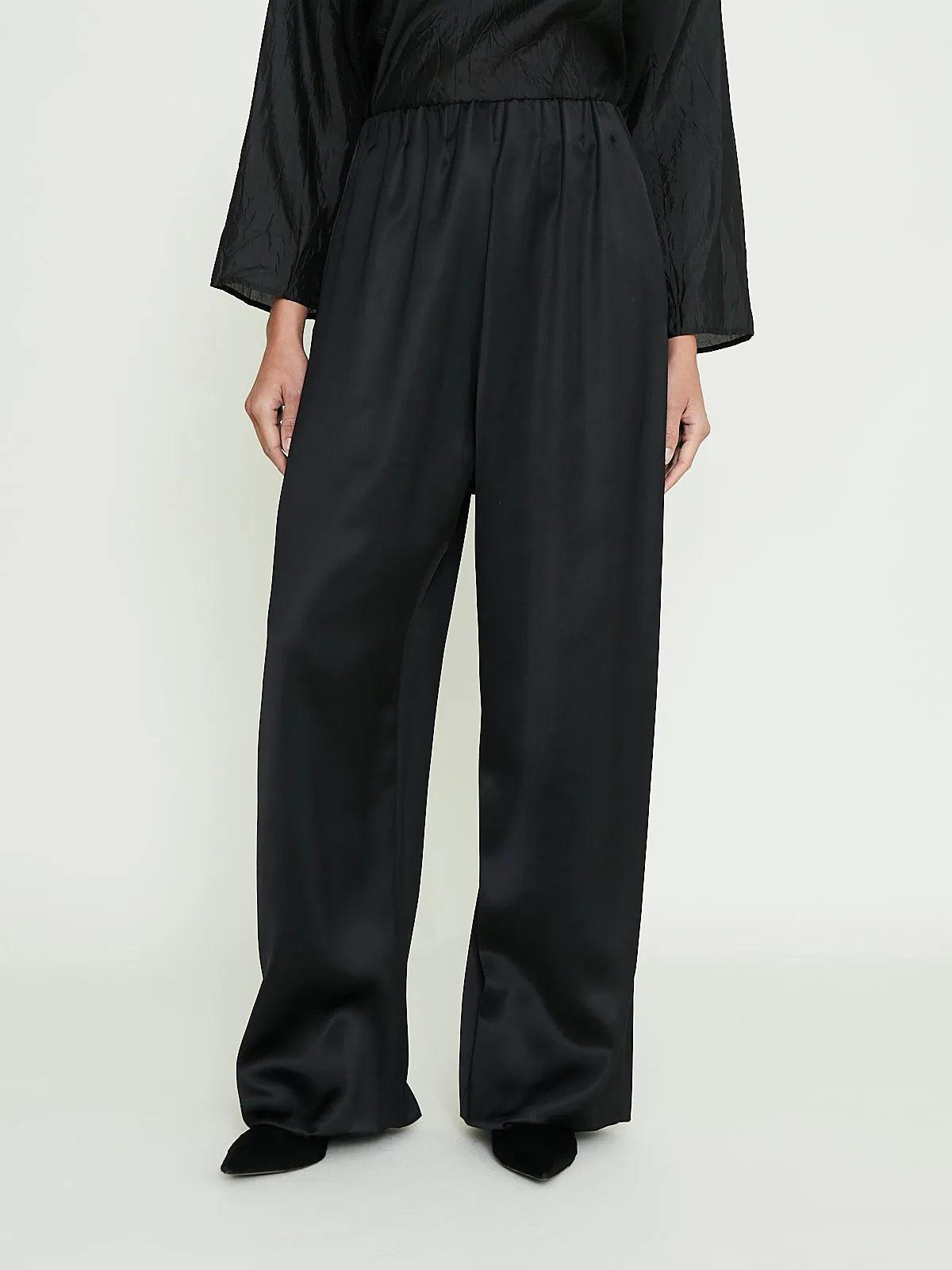 Dayne Large Pull-On Pants in Black