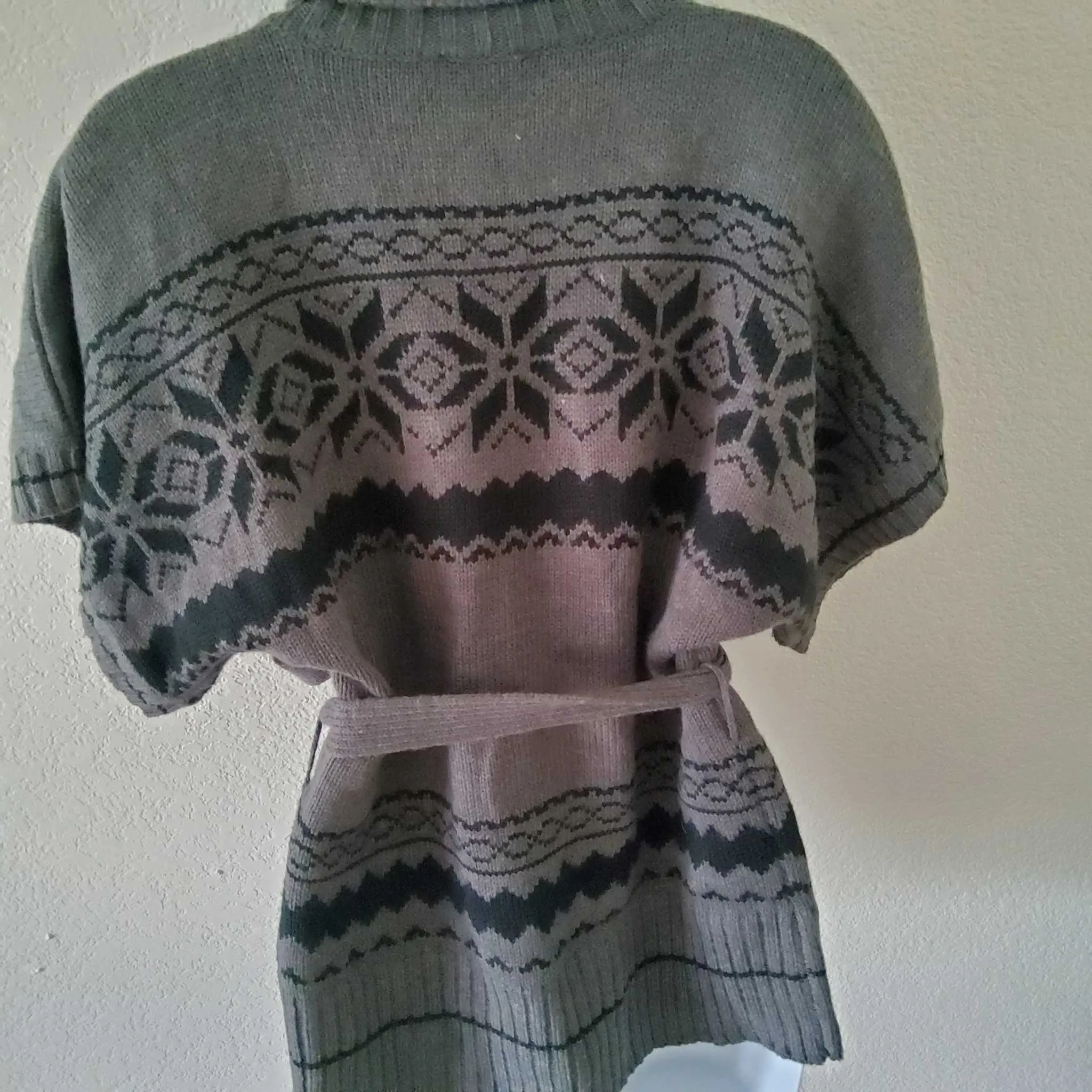 Dressbarn Collection Grey Turtleneck Belted Sweater with Sequins, Women's Medium