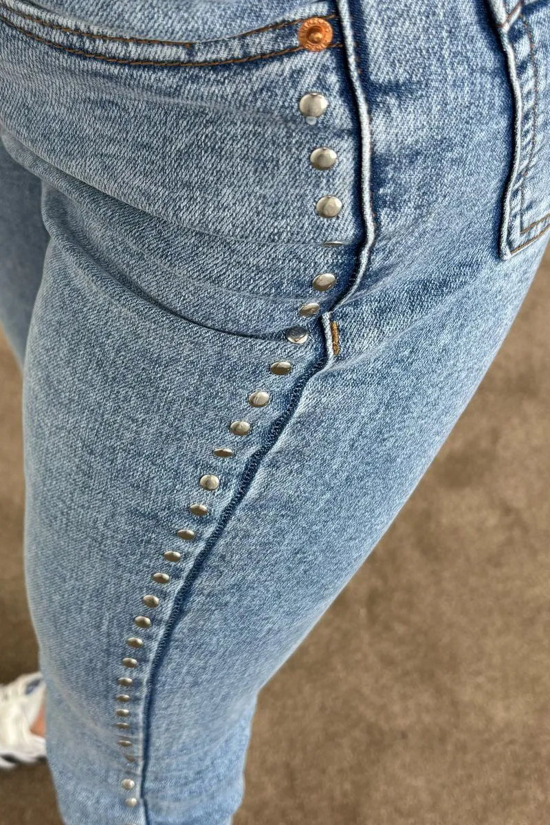 Famous Store Ladies Denim Mid Wash Studded Skinny Jeans
