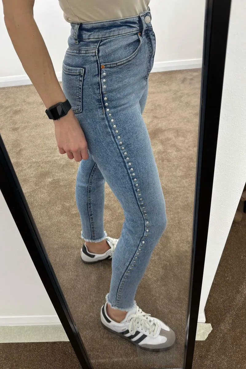 Famous Store Ladies Denim Mid Wash Studded Skinny Jeans