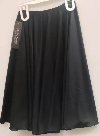 Francey -- Women's 27" Pull-On Character Skirt