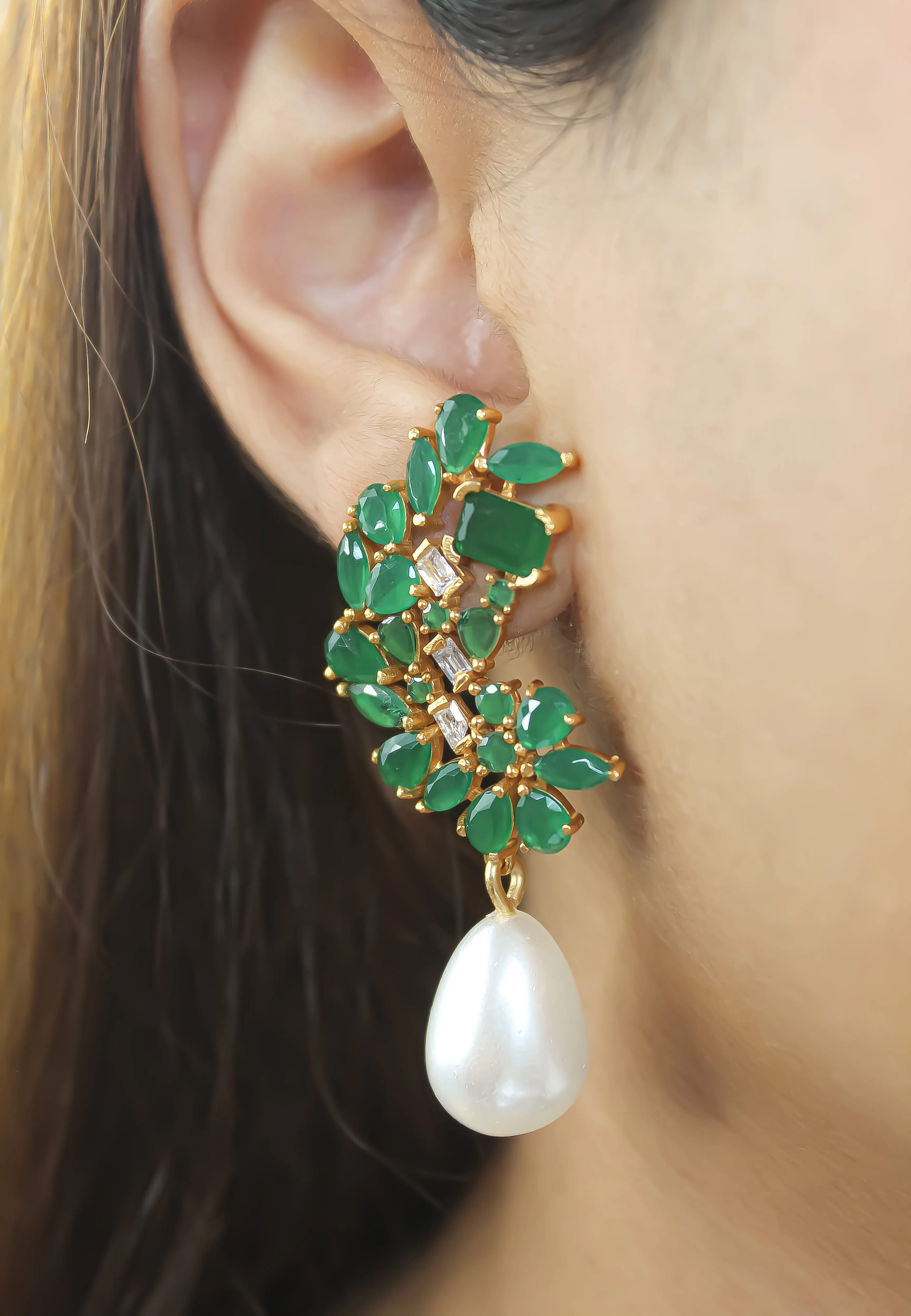 Golden Frosty Pearl Earrings