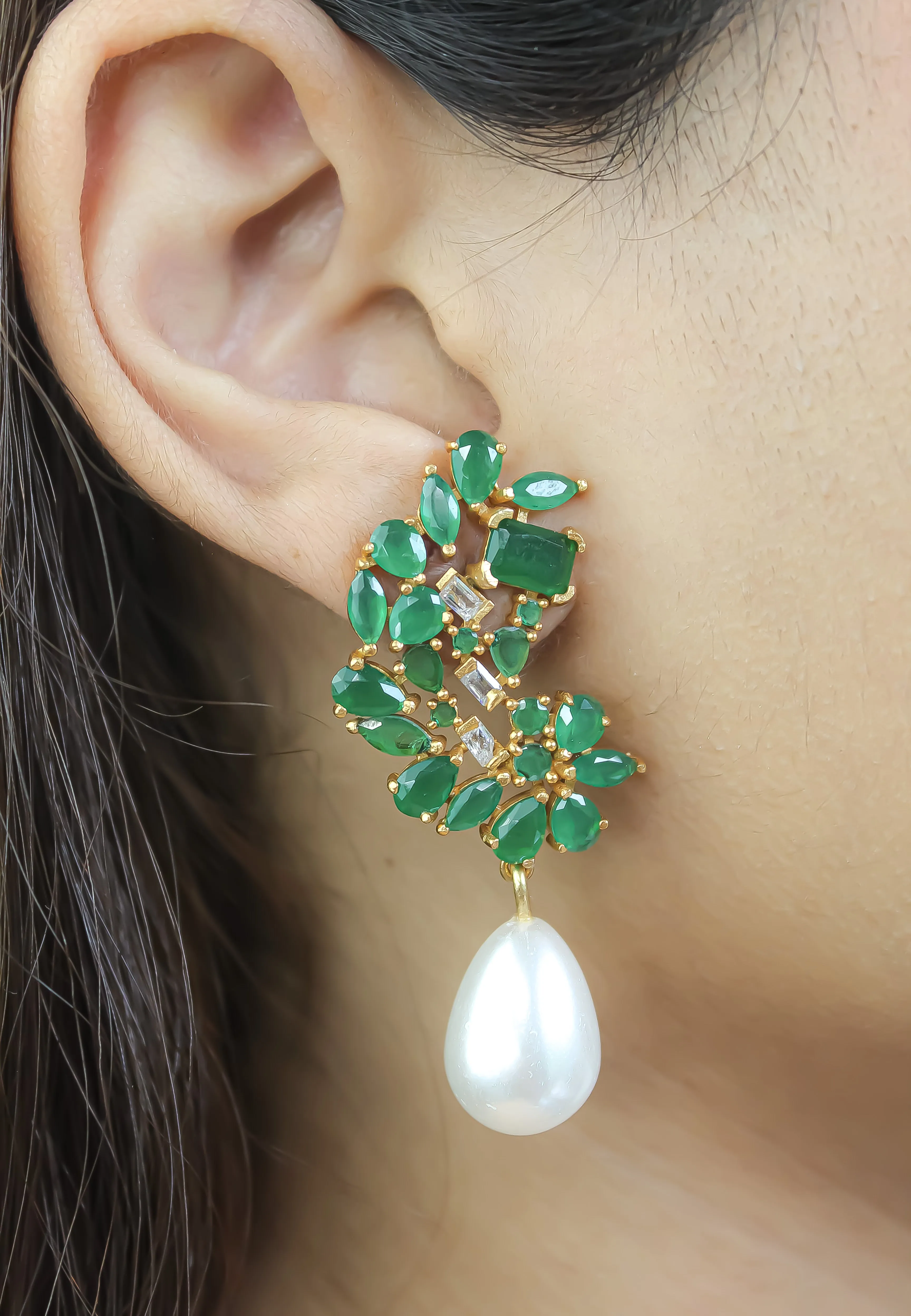 Golden Frosty Pearl Earrings