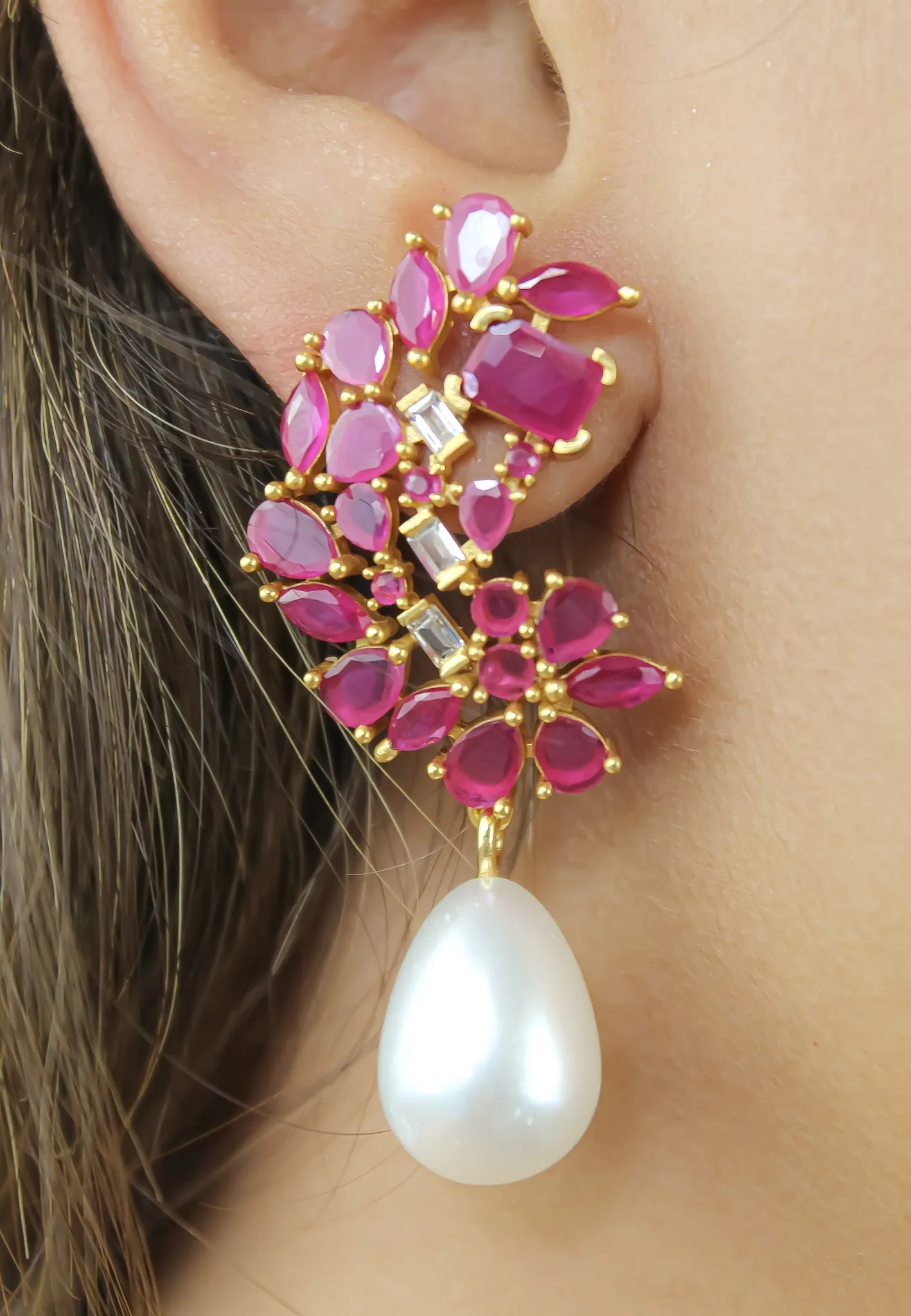 Golden Frosty Pearl Earrings
