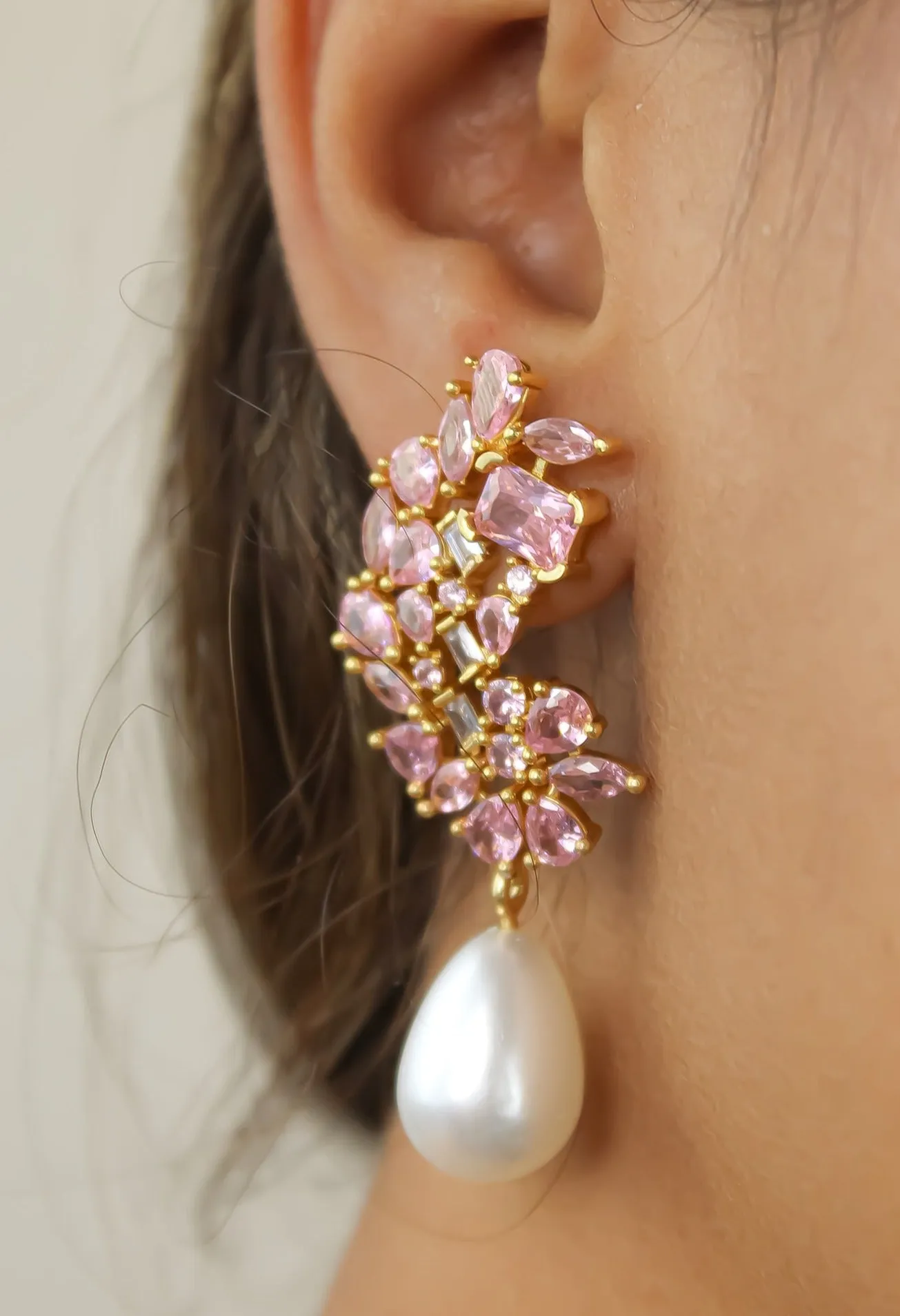 Golden Frosty Pearl Earrings