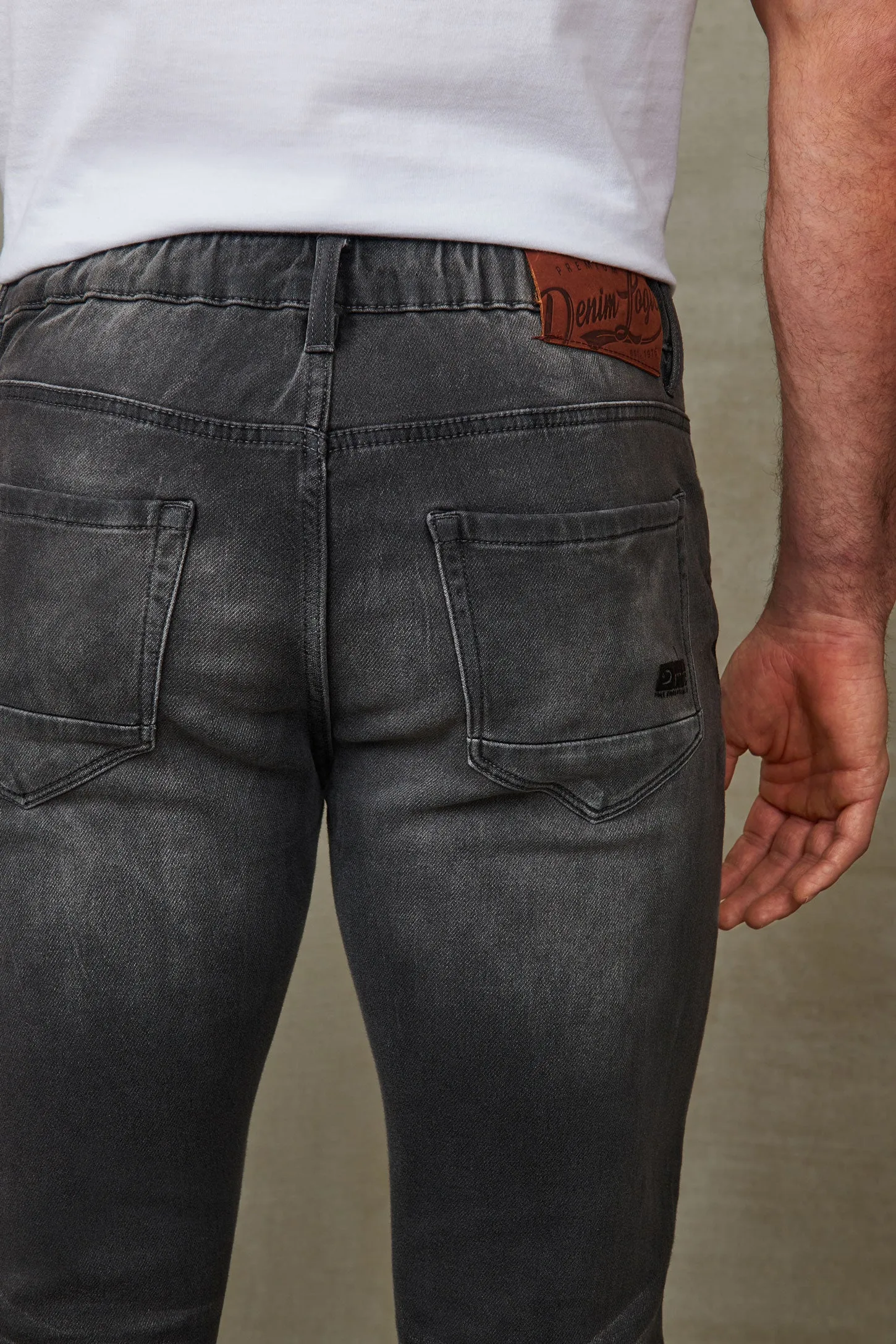 Jeans taille élastique, jambe étroite - Homme