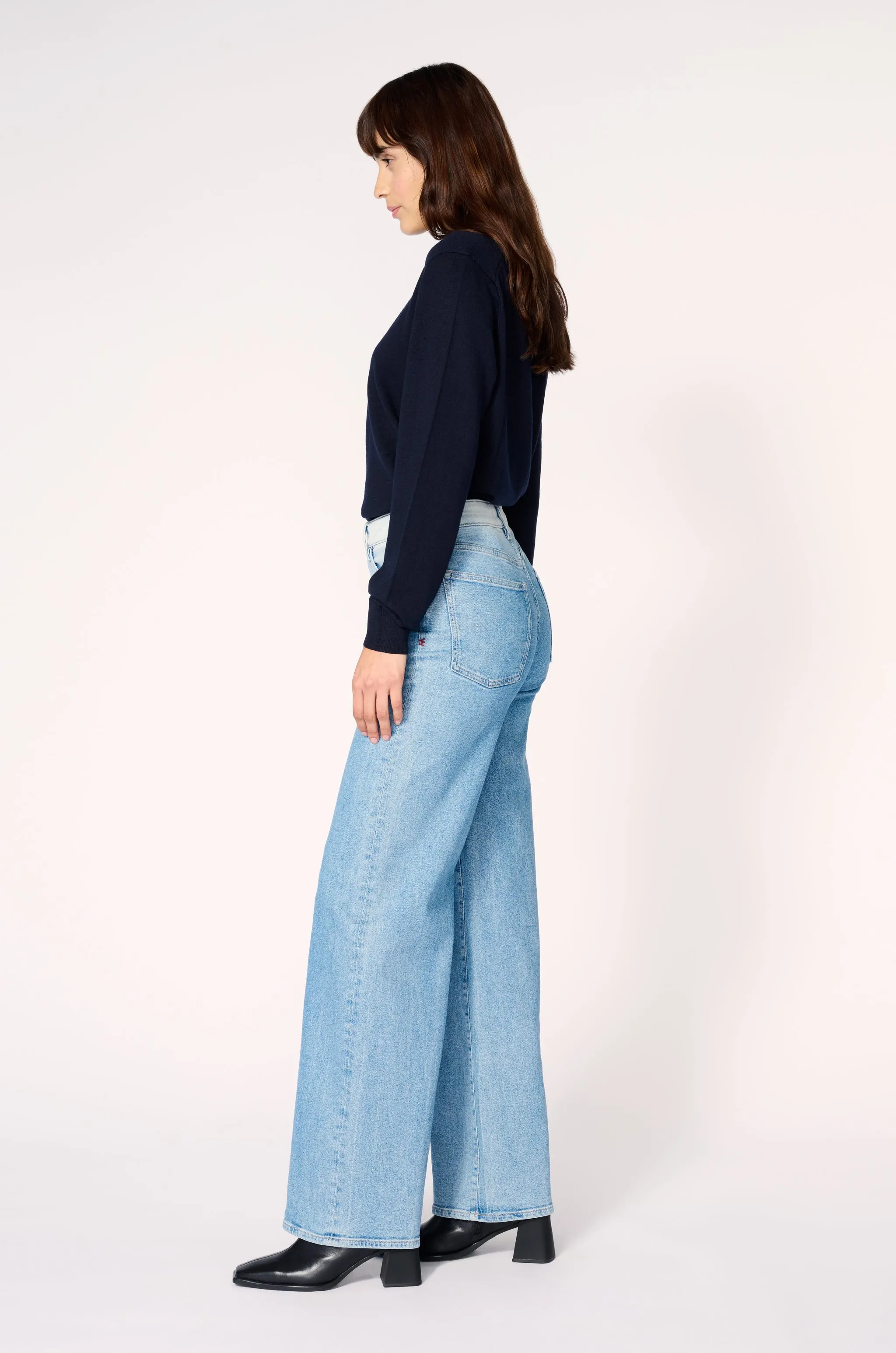 NCE - WIDE LEG JEANS | DIP DYED