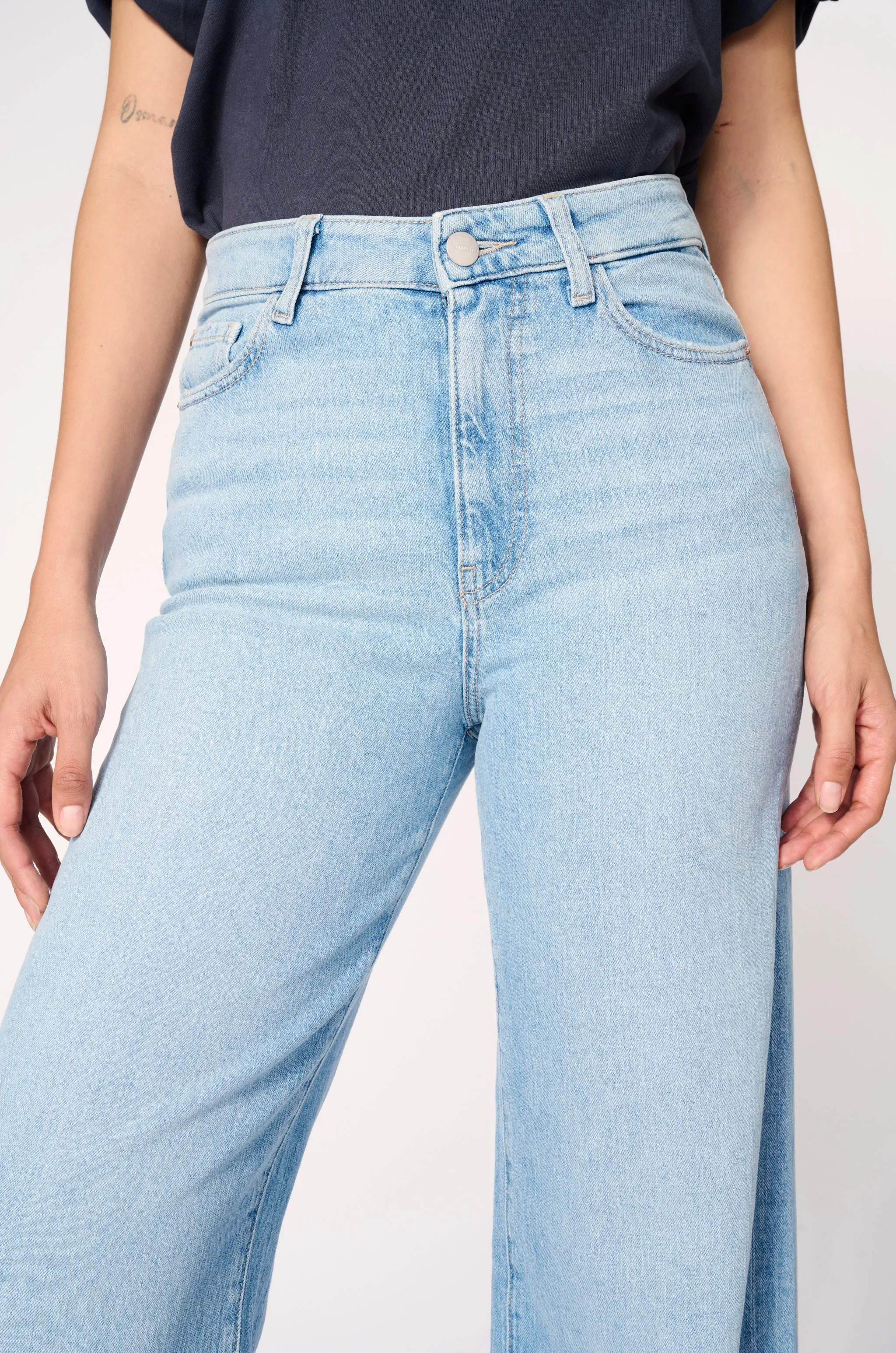 NCE - WIDE LEG JEANS | FOREVER