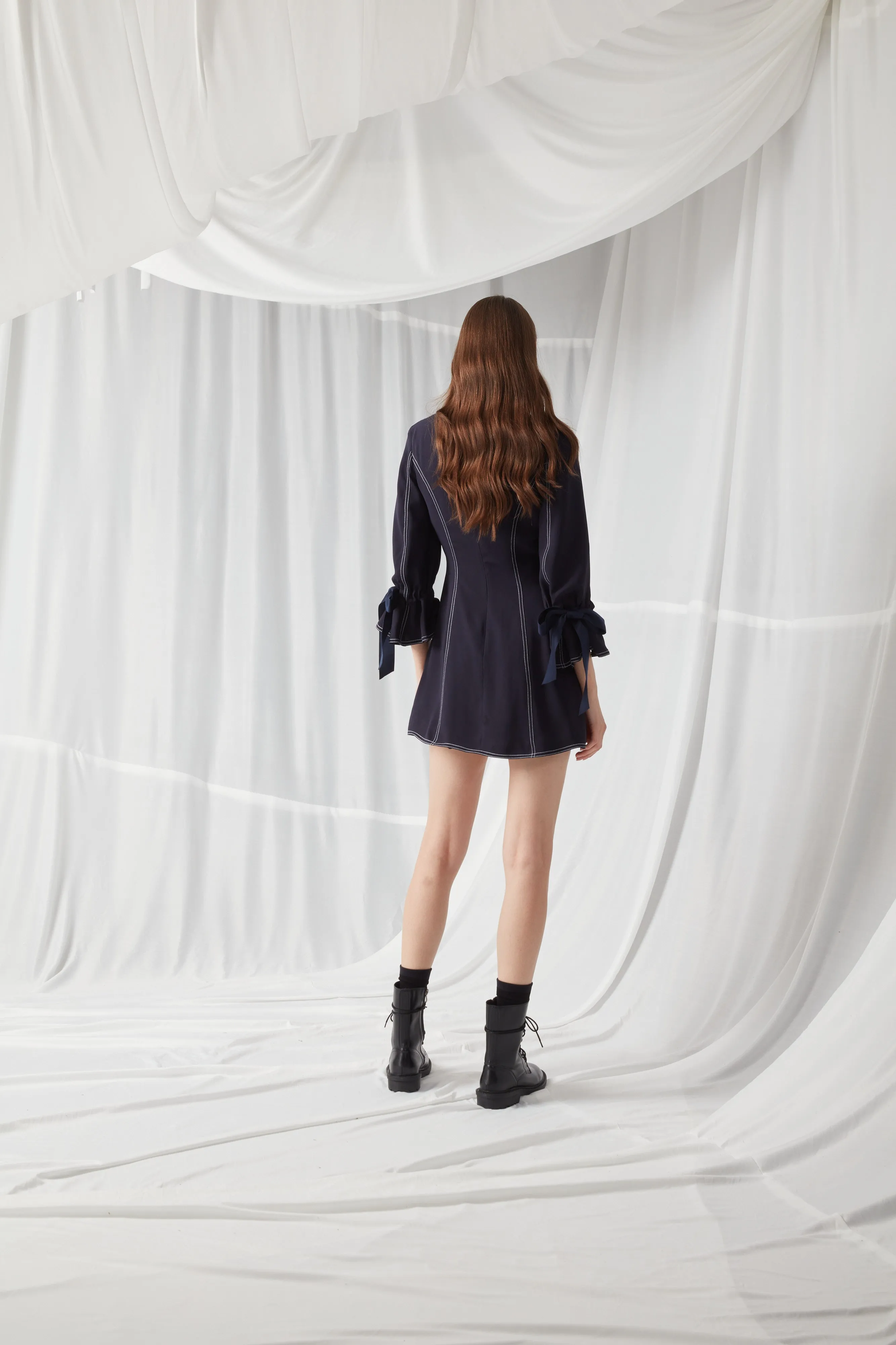 V-Neck Bow Long-Sleeved Mini Dress